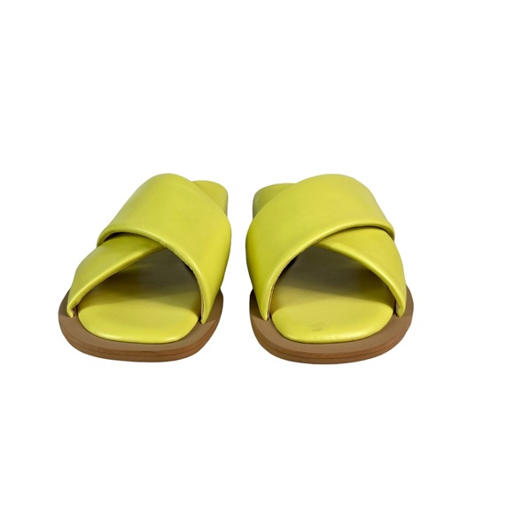 CHELSEA & VIOLET JACEY Leather Strappy Cross Band Sandals - Picture 3 of 9